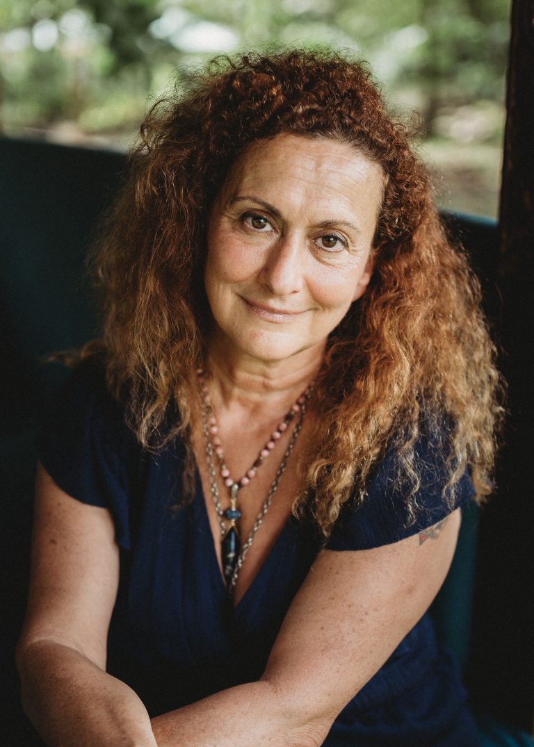 Nina Radarani transpersonal life coach